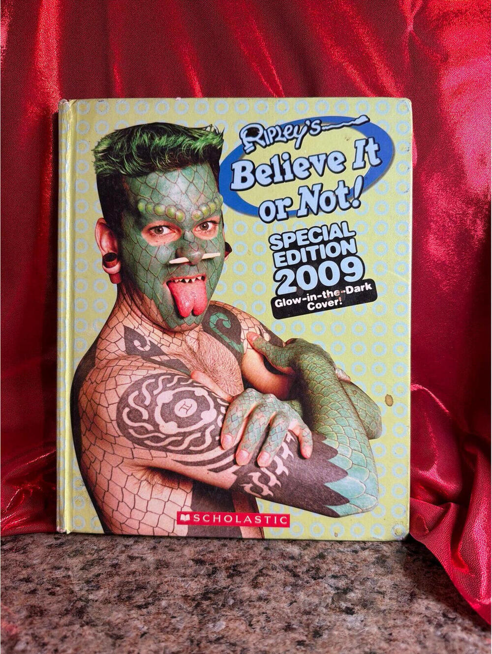 2009 Special Edition of "Ripley's Believe It or Not!" by Scholastic.Book Details